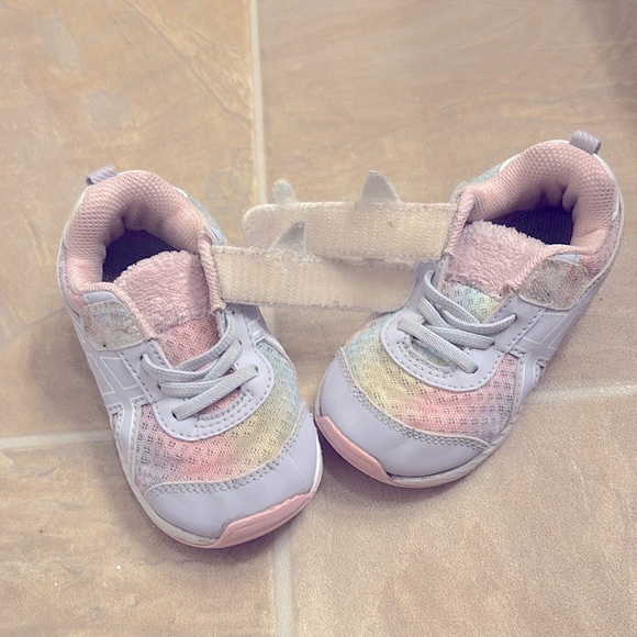 Asics Baby/New Toddler Rainbow Unicorn Velcro Sneakers. Great Used Cndtn- 2cute! - Picture 8 of 8
